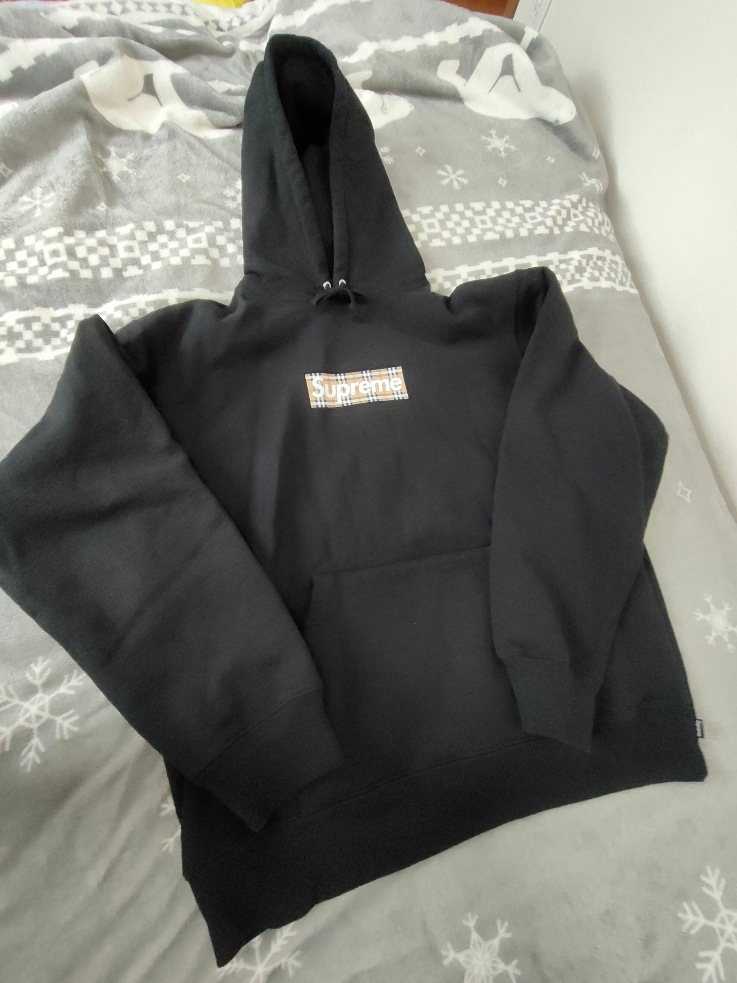 Supreme / Burberry Box Logo Hooded Sweatshirt "Black"