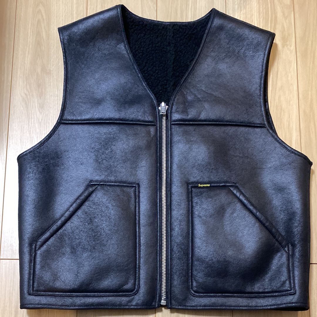 Supreme Reversible Faux Shearling Work Vest "Black"