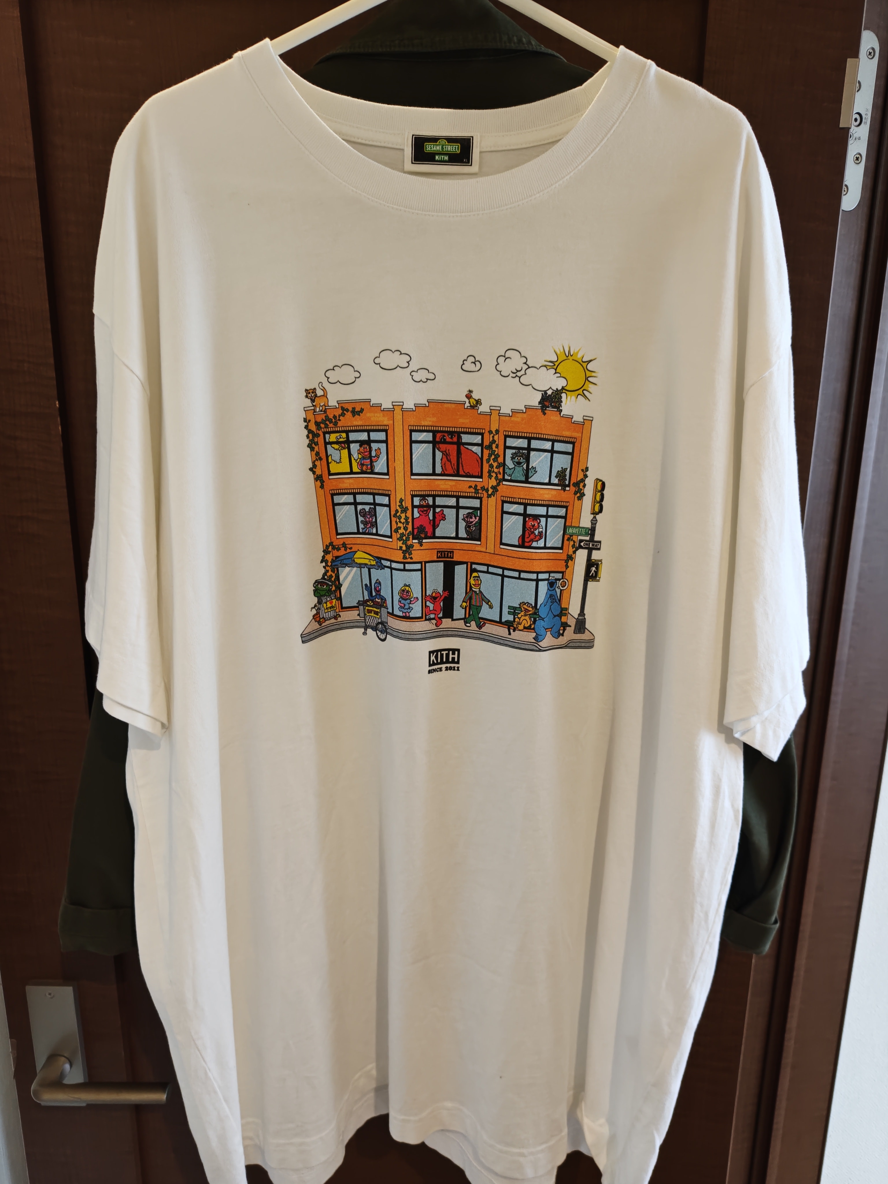 Kith x Sesame Street Store Tee "White"