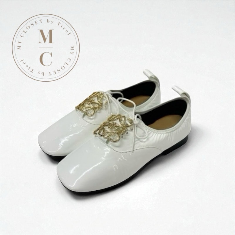 ロエベ LOEWE フラットシューズ 靴 シューズ パテント ホワイト 白 ゴールド 未使用 アナグラム ソフトダービー レースアップシューズ