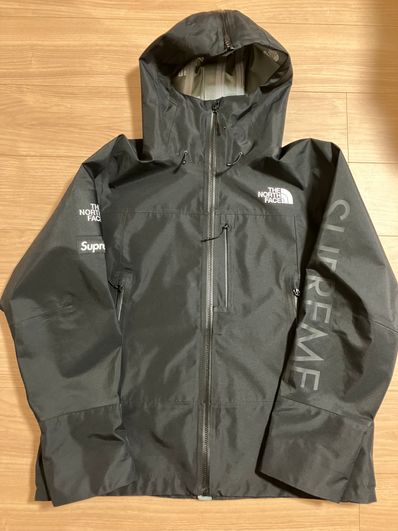 Supreme x The North Face Split Taped Seam Shell Jacket "Black"