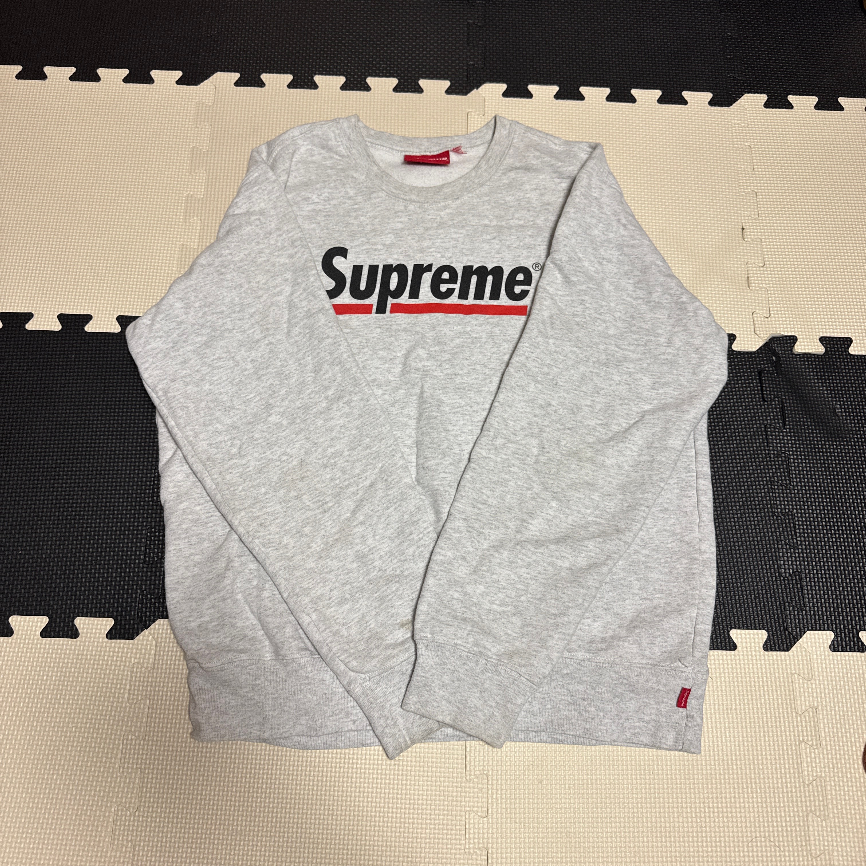 Supreme Underline Crewneck "Grey"