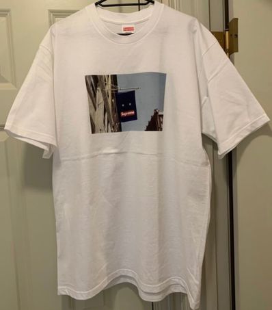 Supreme Banner Tee "White"