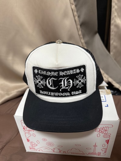 Chrome Hearts Trucker Cap CH "Black/White"