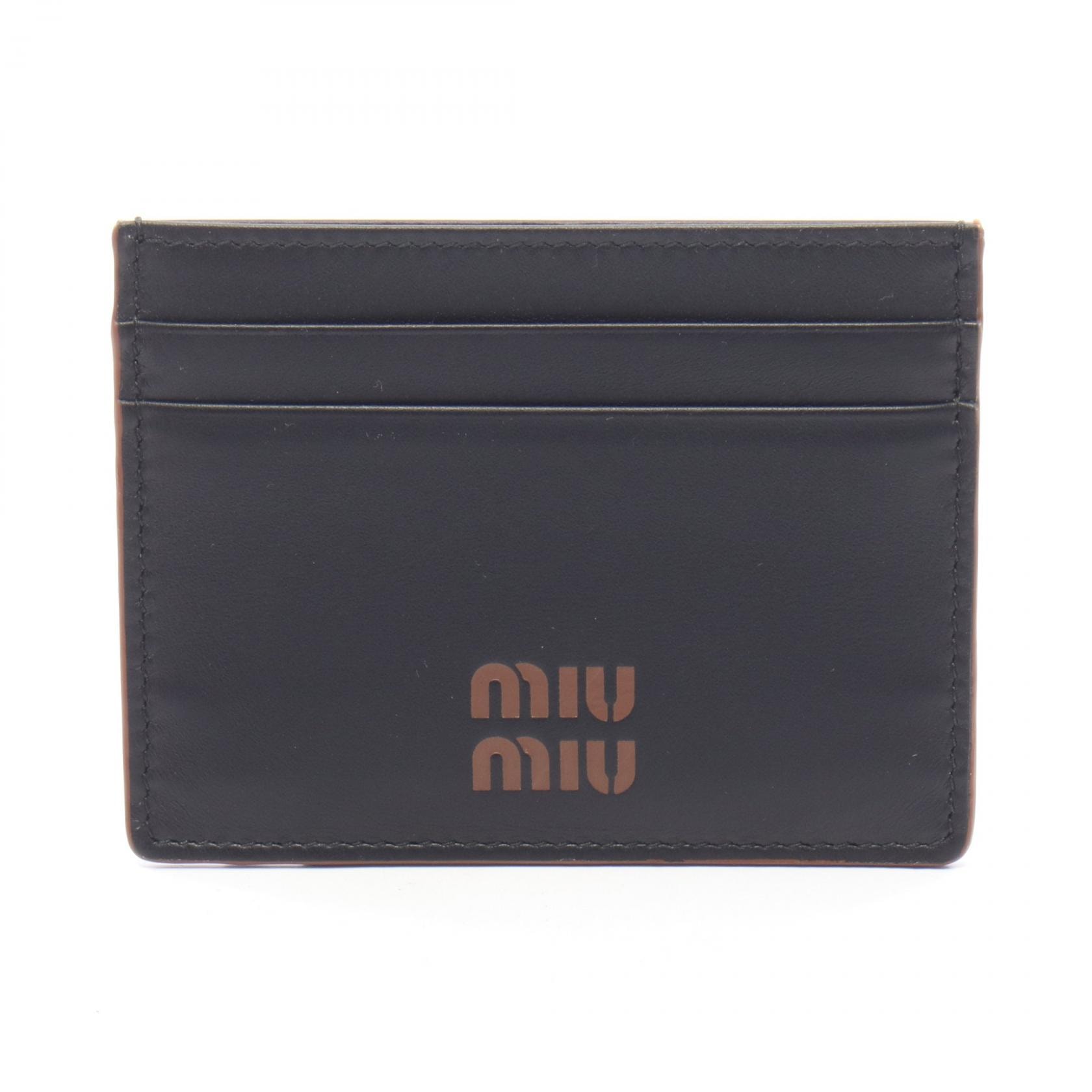 ミュウ ミュウ Miu Miu MATELASSE マテラッセ カードケース アクセサリー レザー レディース ブラック系 / ブラウン系 5MC076 【中古】