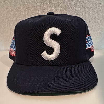 Supreme World Famous S Logo 6-Panel "Navy"