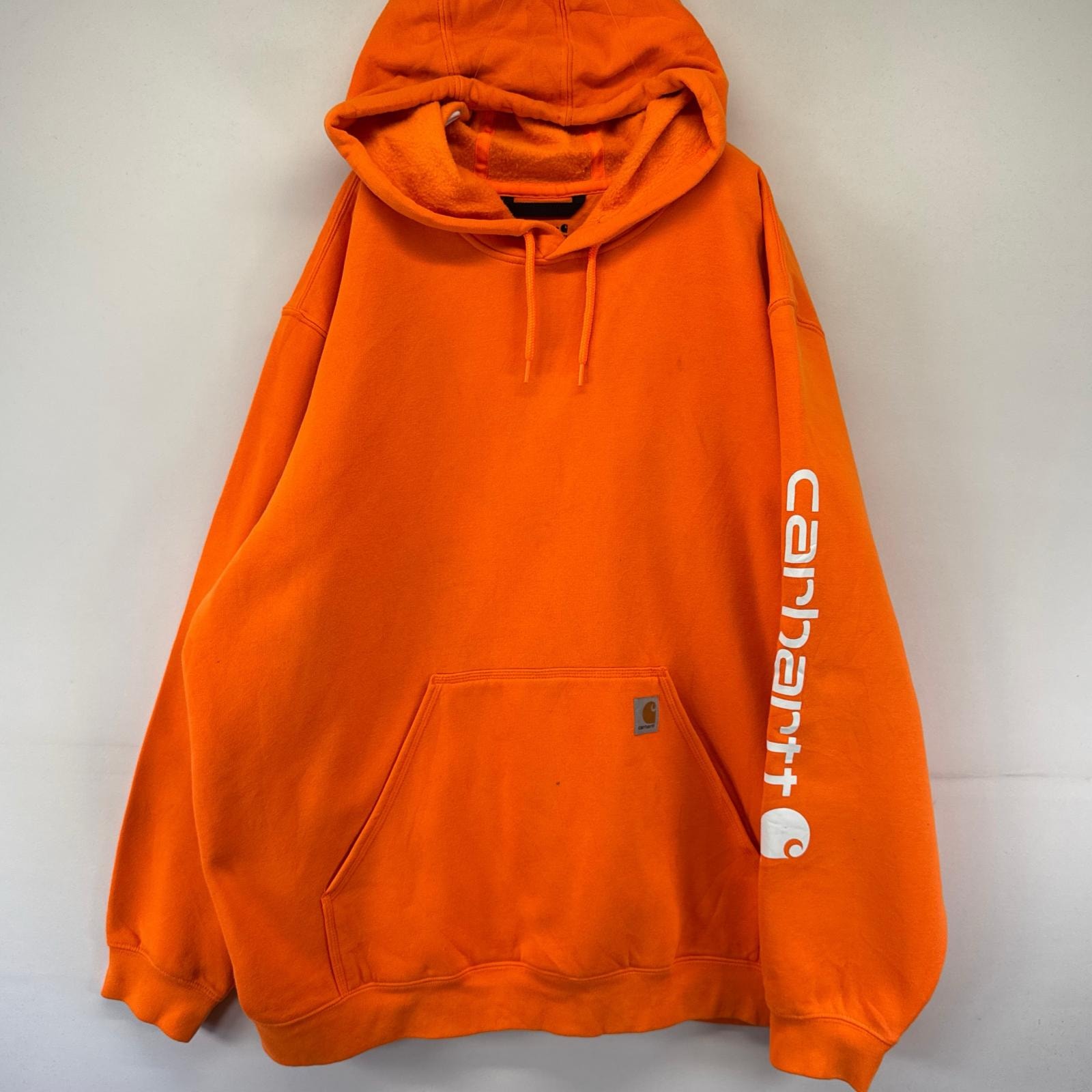 古着 カーハート Carhartt パーカー プルオーバー 袖ロゴ プリント スウェット ルーズフィット 大きいサイズ 2XL  オレンジ系 メンズ