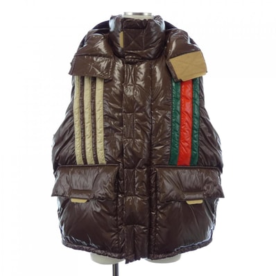 グッチ GUCCI ADIDAS 713715 ZAHET ダウンベスト