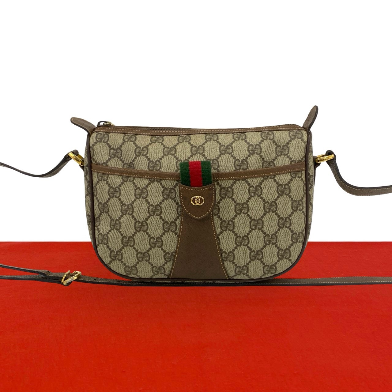 GUCCI グッチ シェリーライン GG ロゴ 柄 金具 レザー PVC ショルダーバッグ ブラウン
 52141
