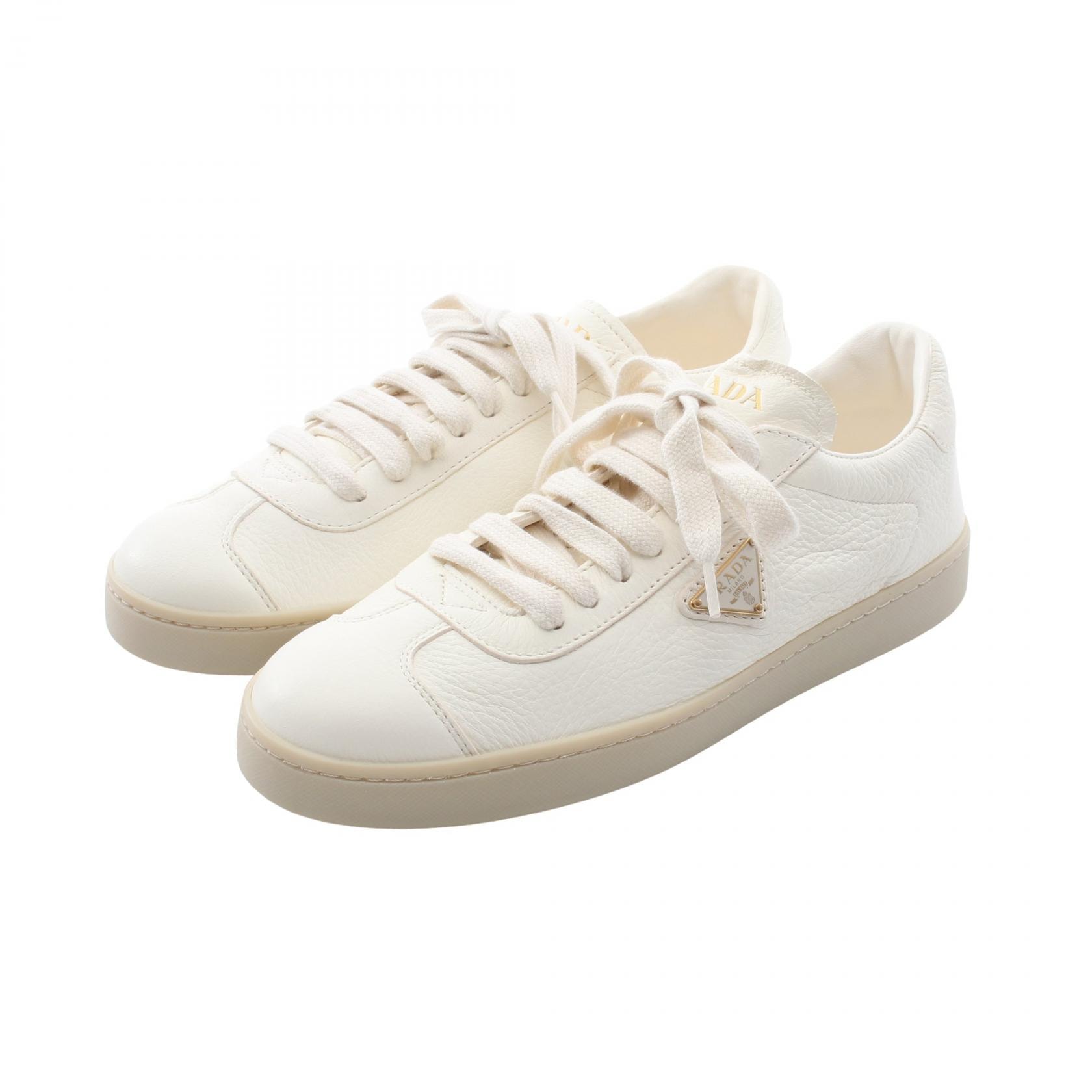 プラダ PRADA トライアングルロゴ スニーカー 靴 レザー レディース アイボリー系 1E413N 【中古】