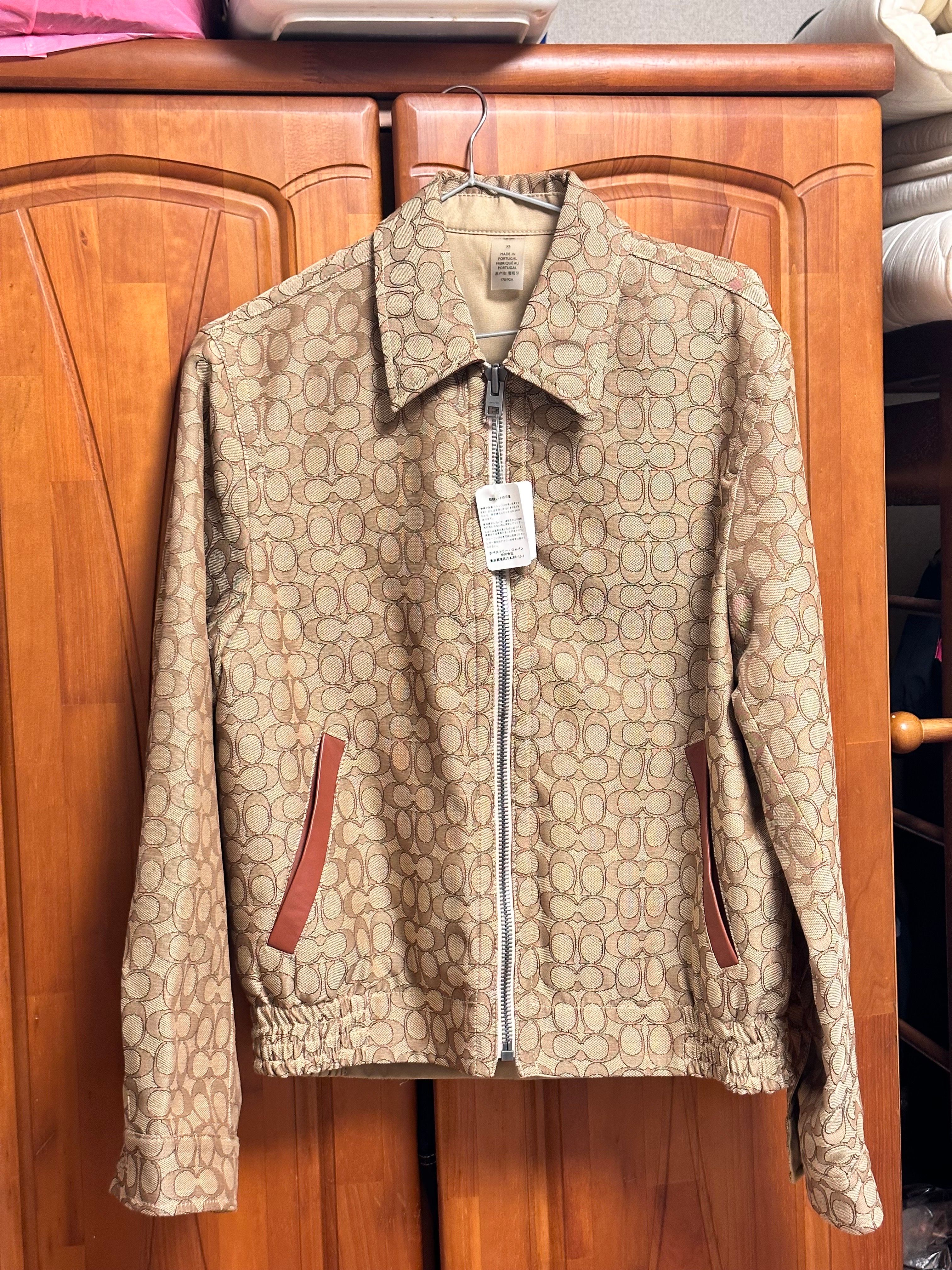 COACHジャケット。