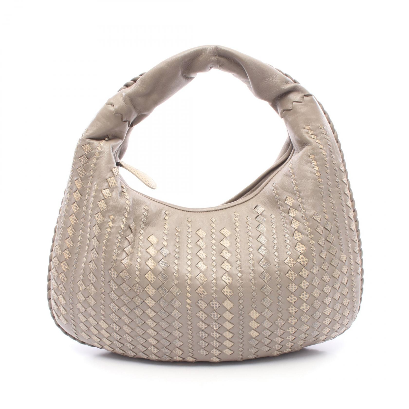 ボッテガヴェネタ BOTTEGA VENETA ヴェネタバッグ イントレチャート ホーボー ショルダーバッグ バッグ レザー エキゾチックレザー レディース ベージュ系 【中古】