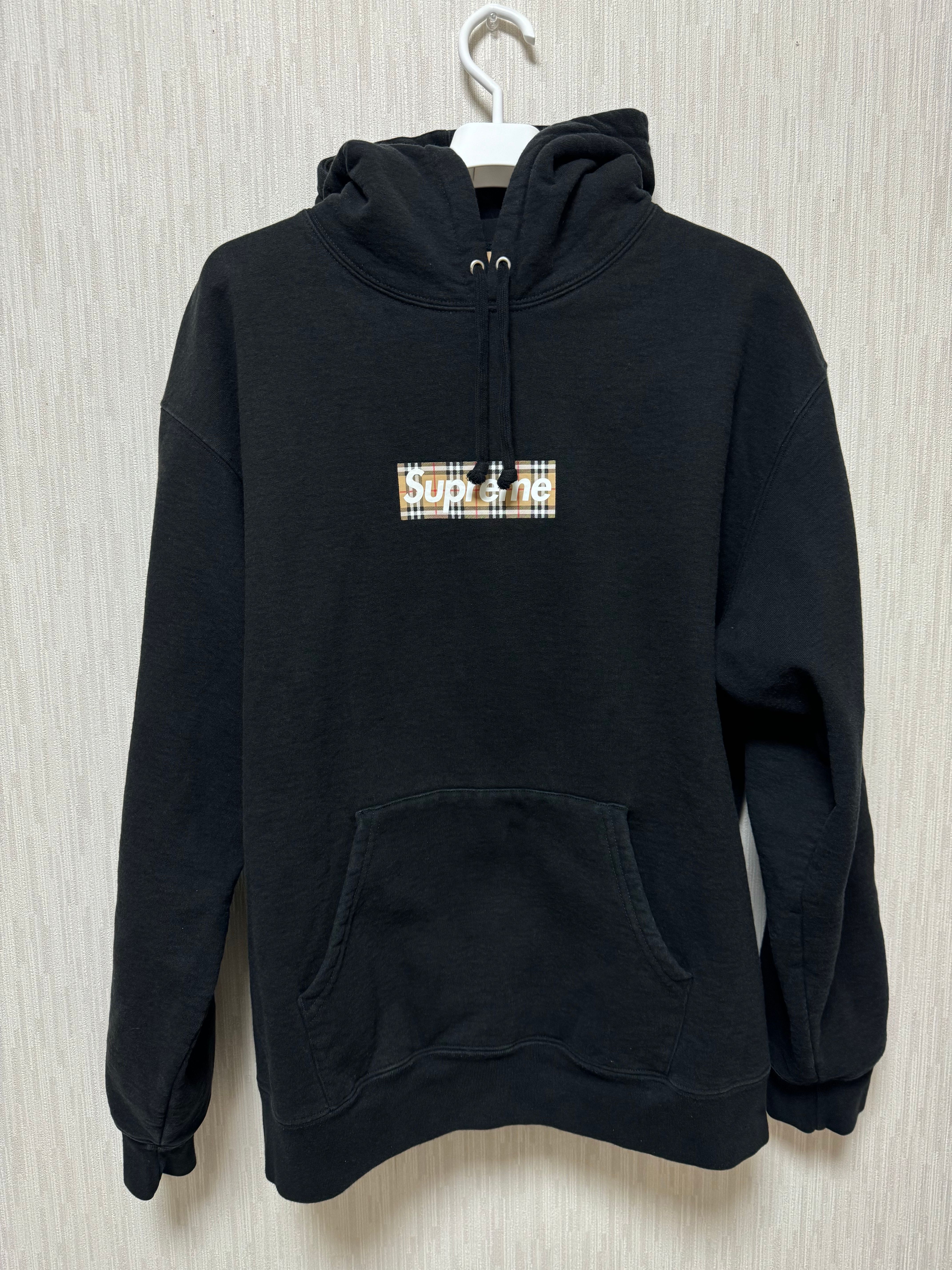 Supreme / Burberry Box Logo Hooded Sweatshirt "Black"