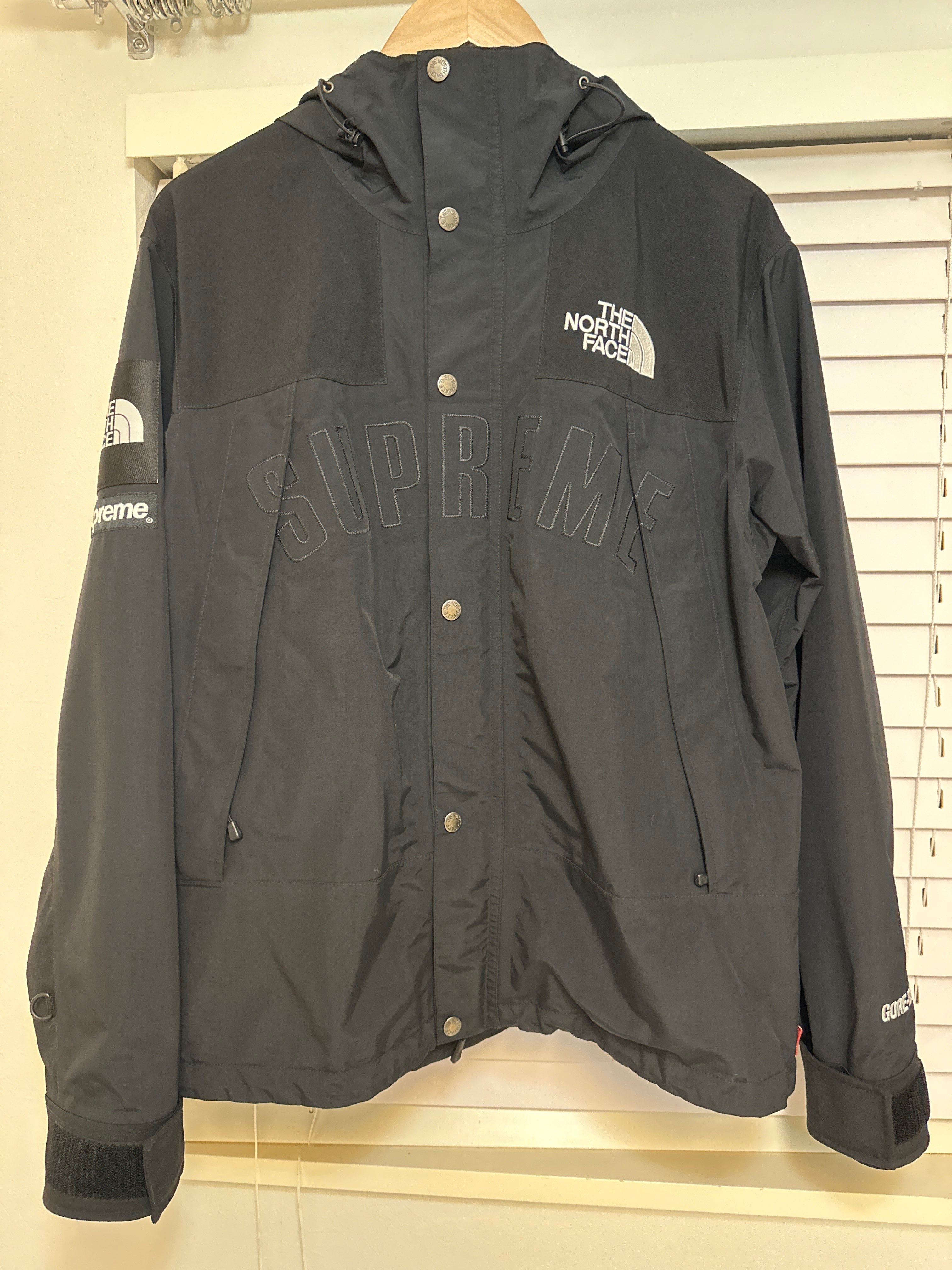 Supreme x The North Face Arc Logo Mountain Parka "Black" NP11901I / NF0A3VMM