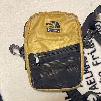 Supreme x The North Face Metallic Shoulder Bag "Gold" NF0A3KW3 / NM818371