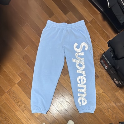 Supreme Satin Applique Sweatpant "Light Blue" (24FW)