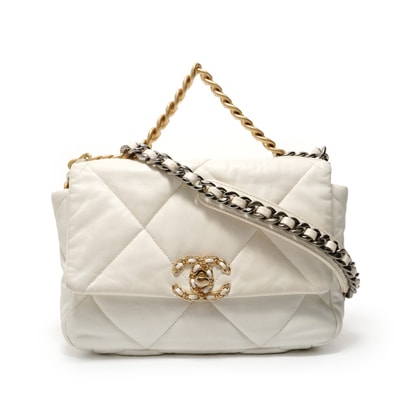 シャネル CHANEL 19 マトラッセ ショルダーバッグ【中古】