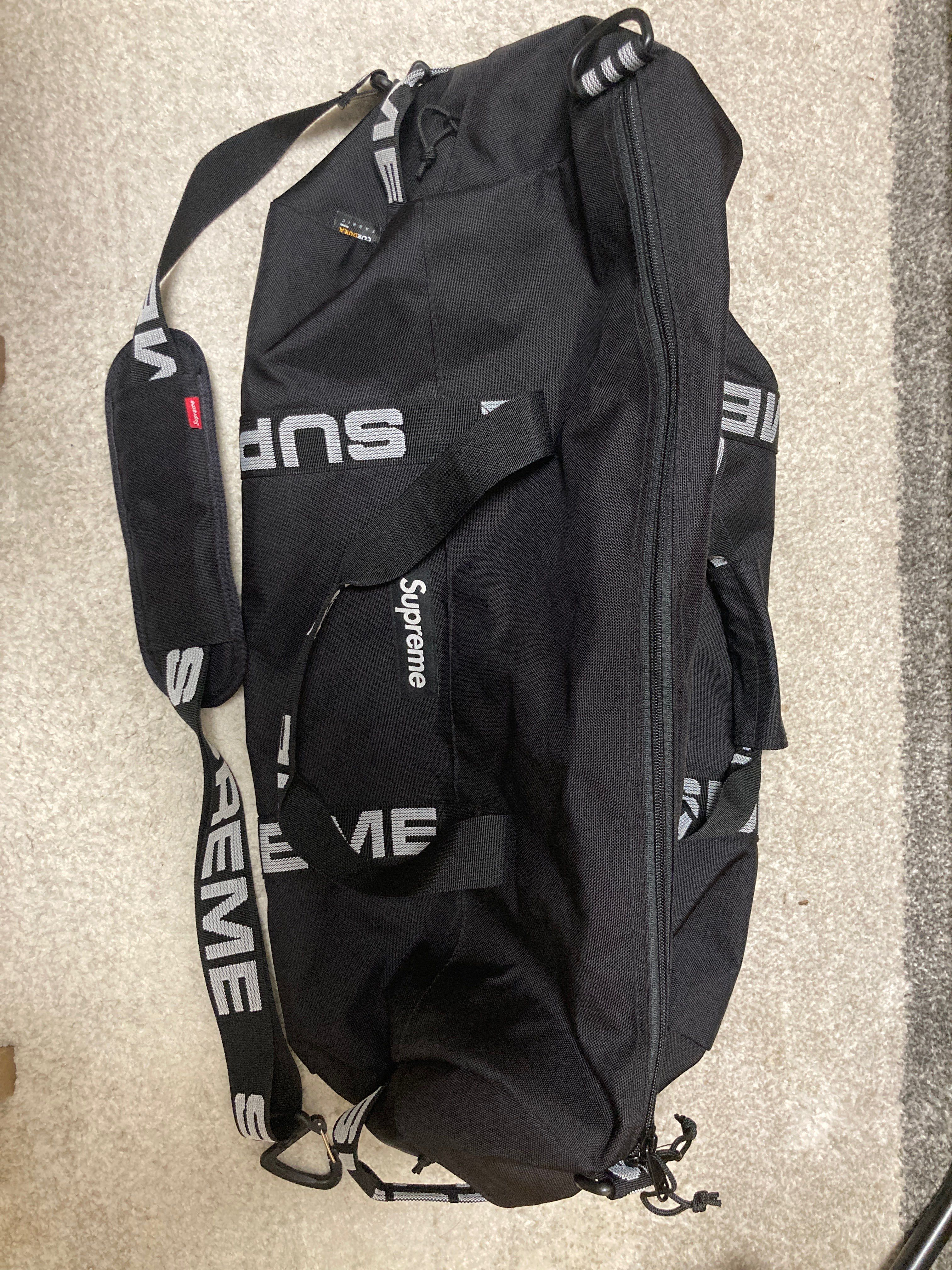 Supreme 18SS Duffle Bag "Black"