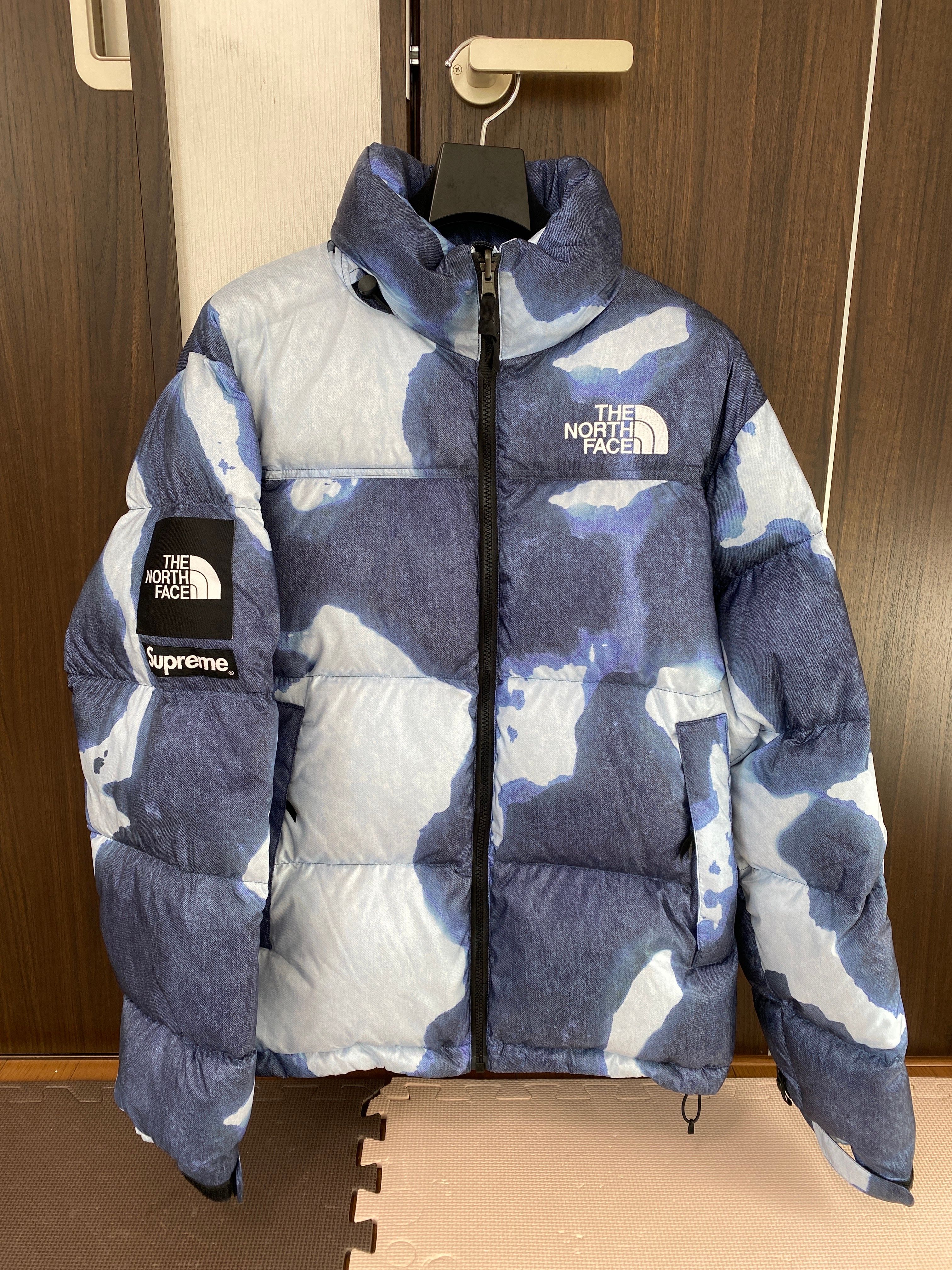 Supreme x The North Face Bleached Denim Print Nuptse Jacket "Indigo"