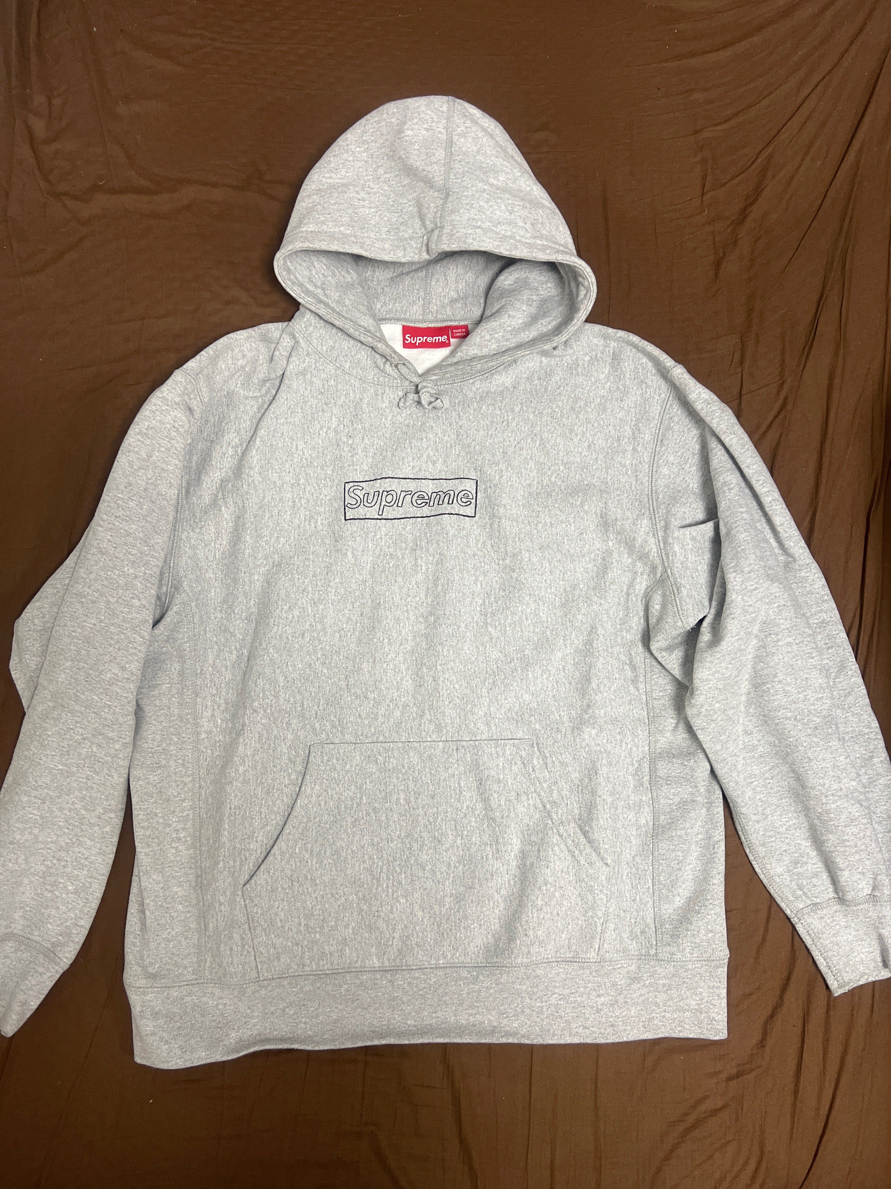 Supreme KAWS Chalk Logo Hooded Sweatshirt "Grey"(2021)