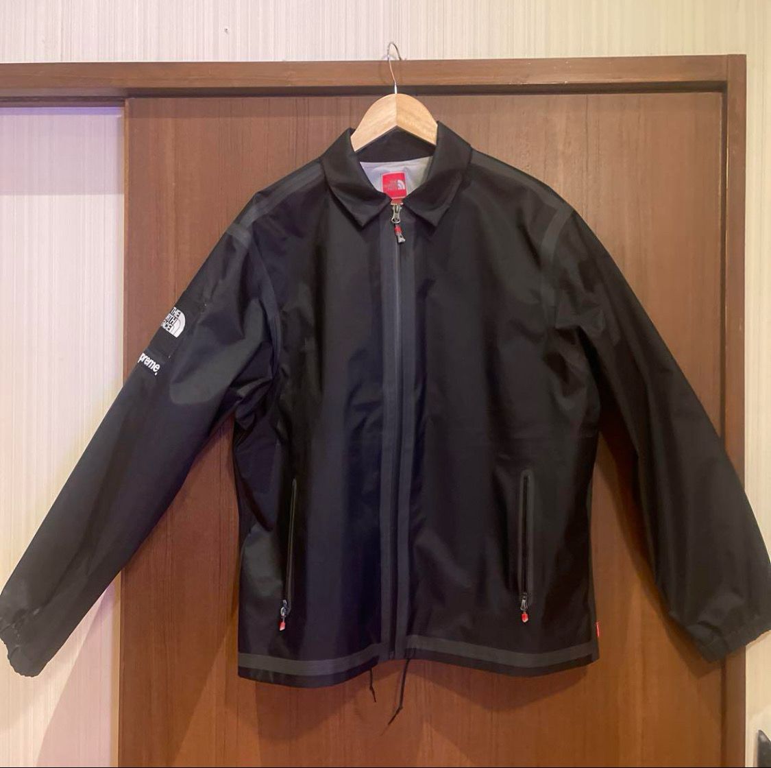 Supreme x The North Face Summit Series Outer Tape Seam Coaches Jacket "Black"