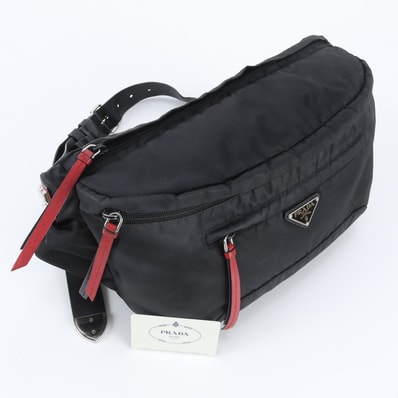 ■美品 プラダ テスート ナイロントライアングルロゴ 1BL014