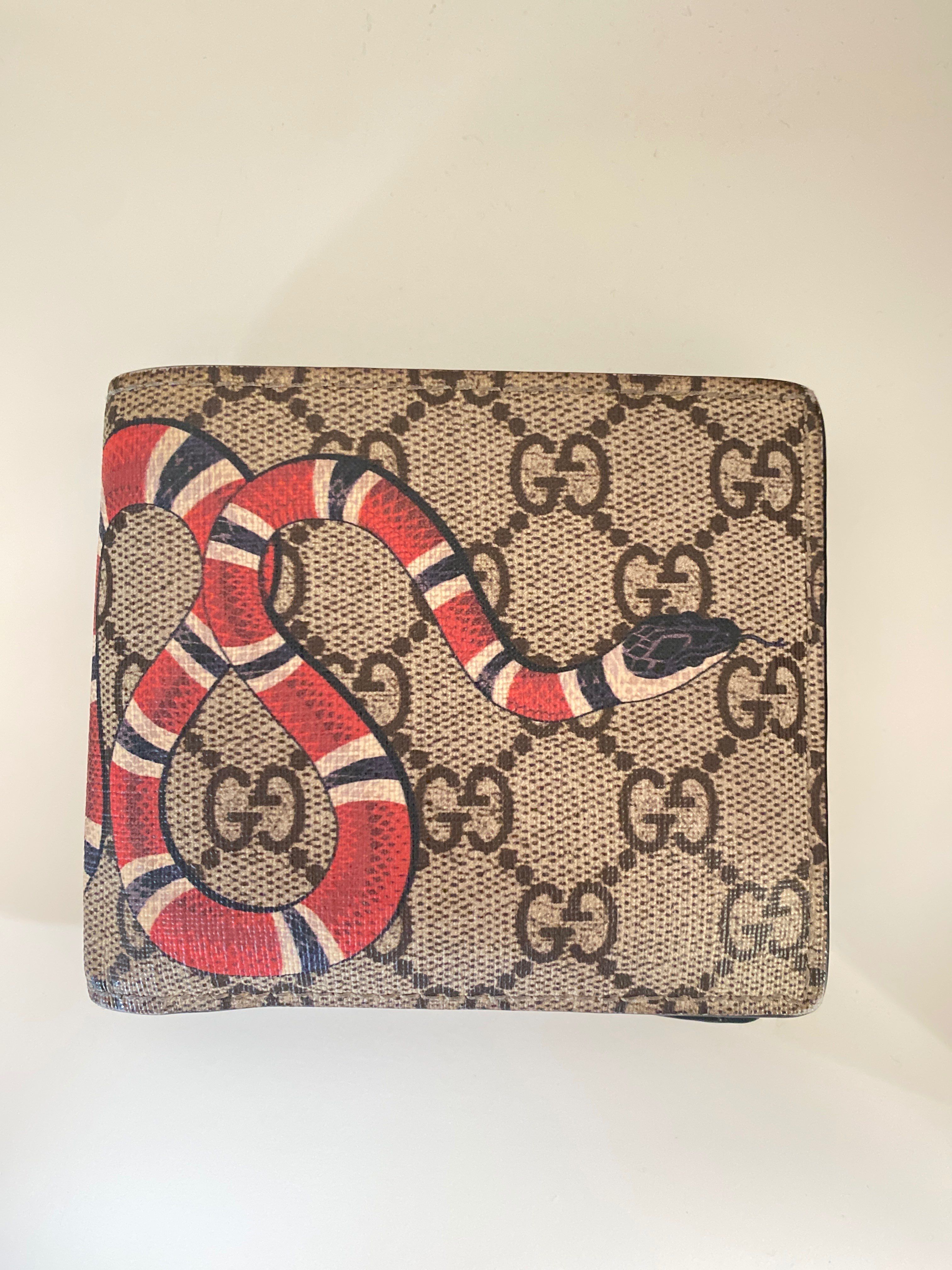GUCCI Kingsnake Print GG Supreme Coin Wallet "Beige/Ebony"