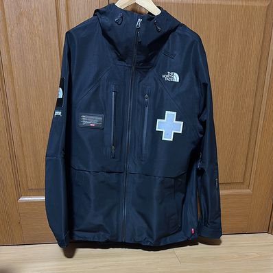 Supreme x The North Face Summit Series Rescue Mountain Pro Jacket "Black"