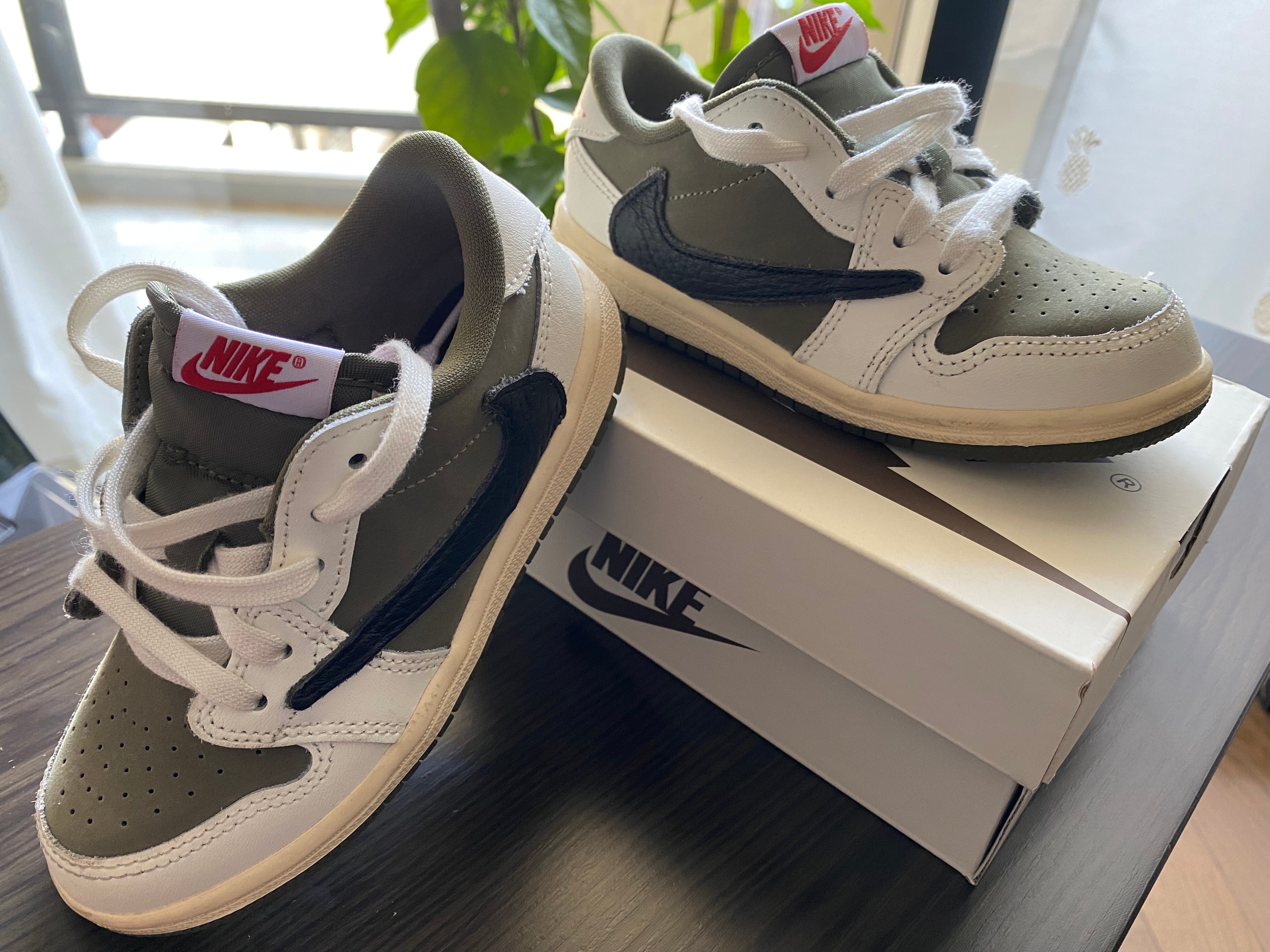 Travis Scott × Nike TD Jordan 1 Low OG SP "Reverse Olive"