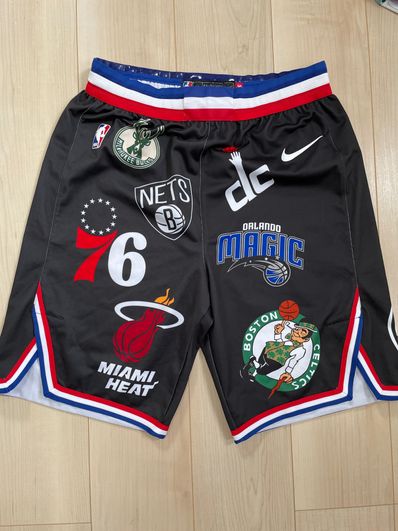 Supreme / Nike®/NBA Teams Authentic Short "Black"