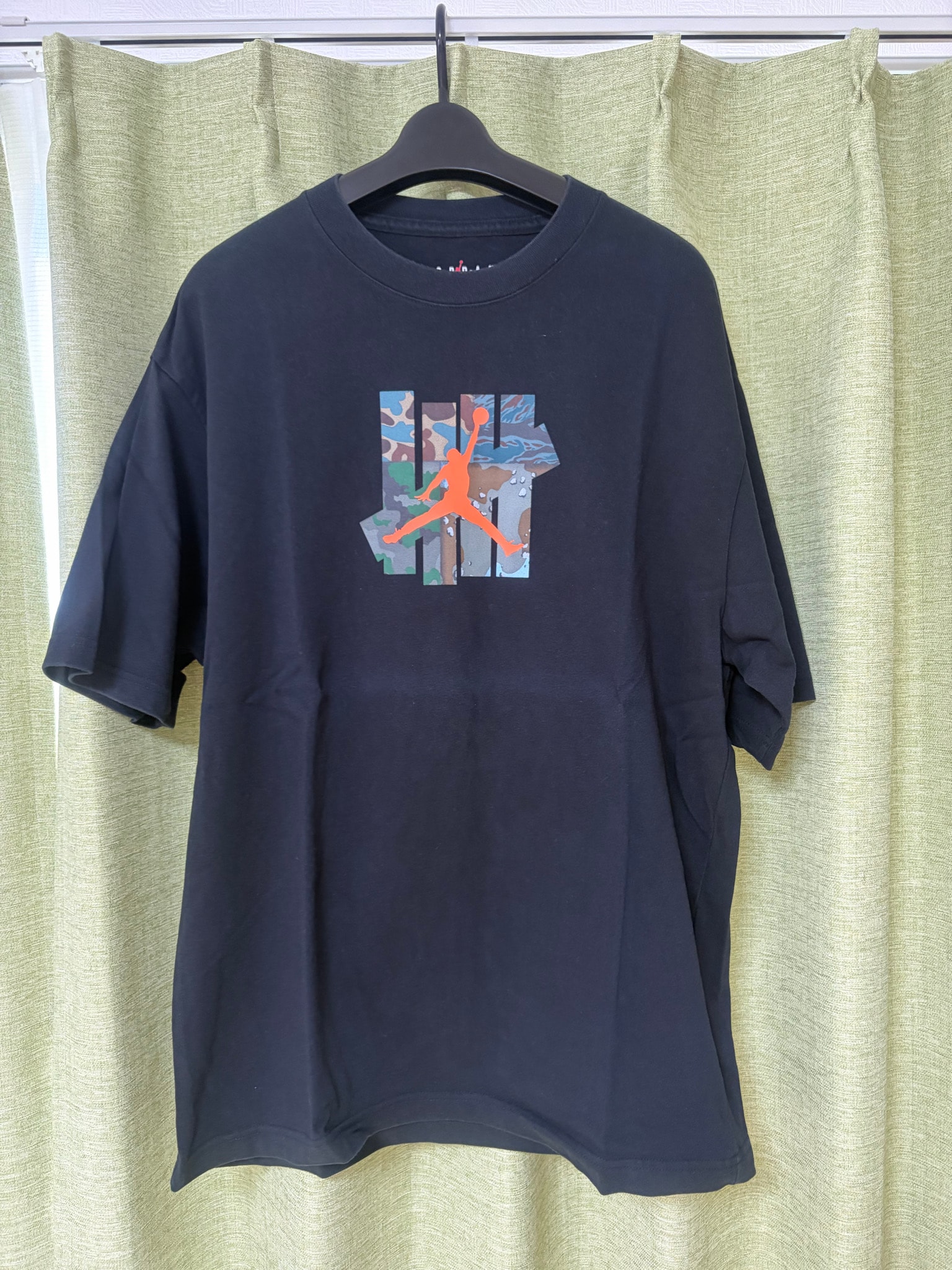 UNDEFEATED x JORDAN S/S Tee "Black"