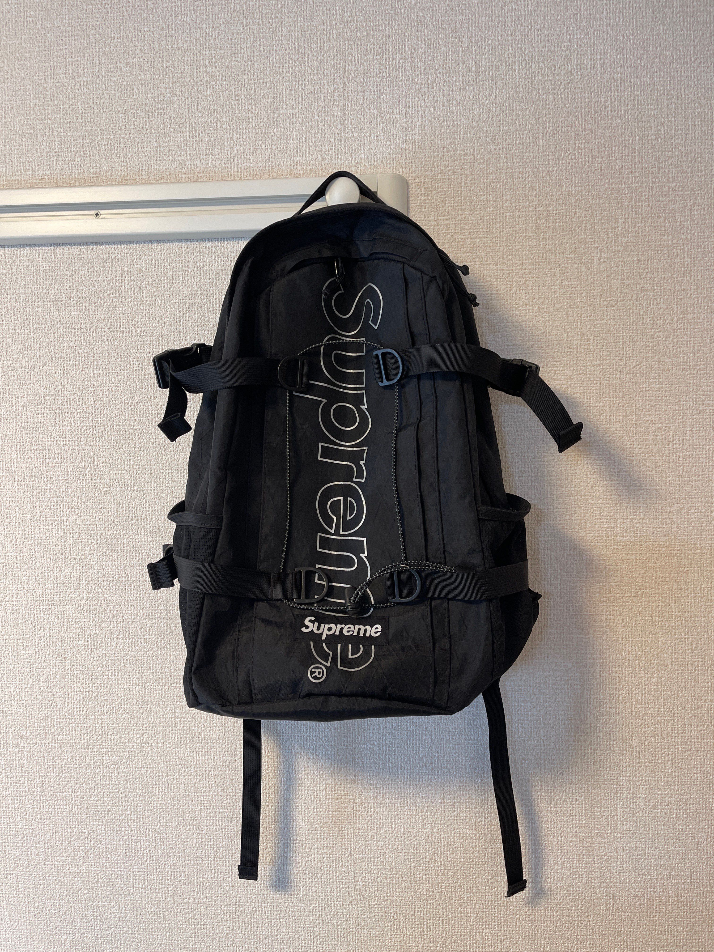 Supreme 18FW Backpack "Black"