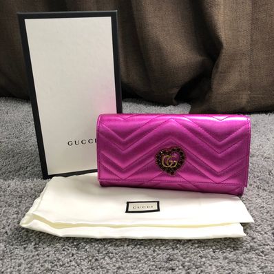GUCCI GG Marmont Heart Long Wallet "Neon Pink"