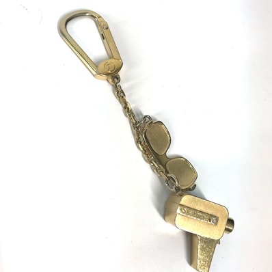 ルイヴィトン LOUIS VUITTON ポルトクレ カンヌ M65383 眼鏡 鉄砲 サングラス バッグチャーム キーホルダー メタル ゴールド