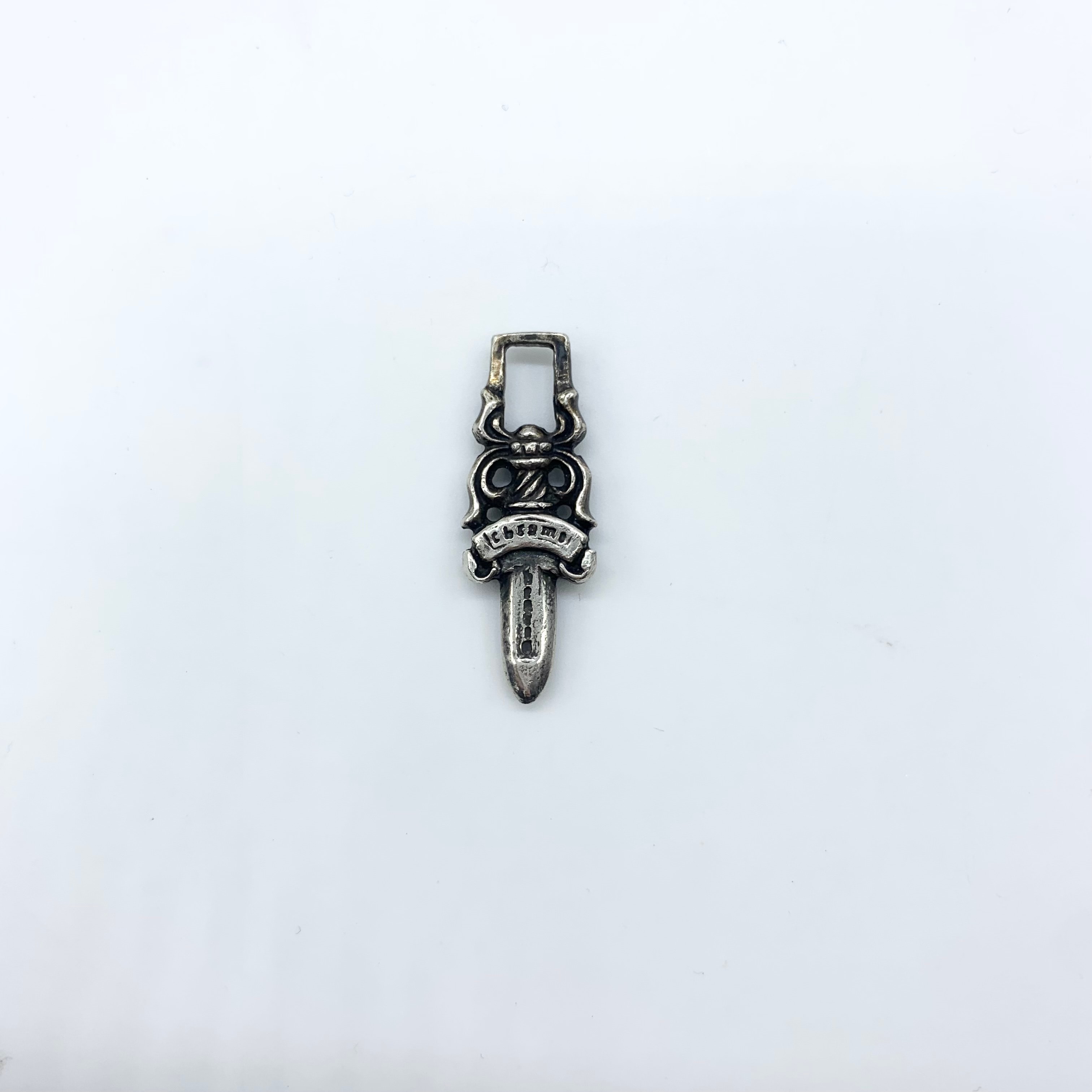 Chrome Hearts #5 Dagger Charm Zip 1 "Silver"