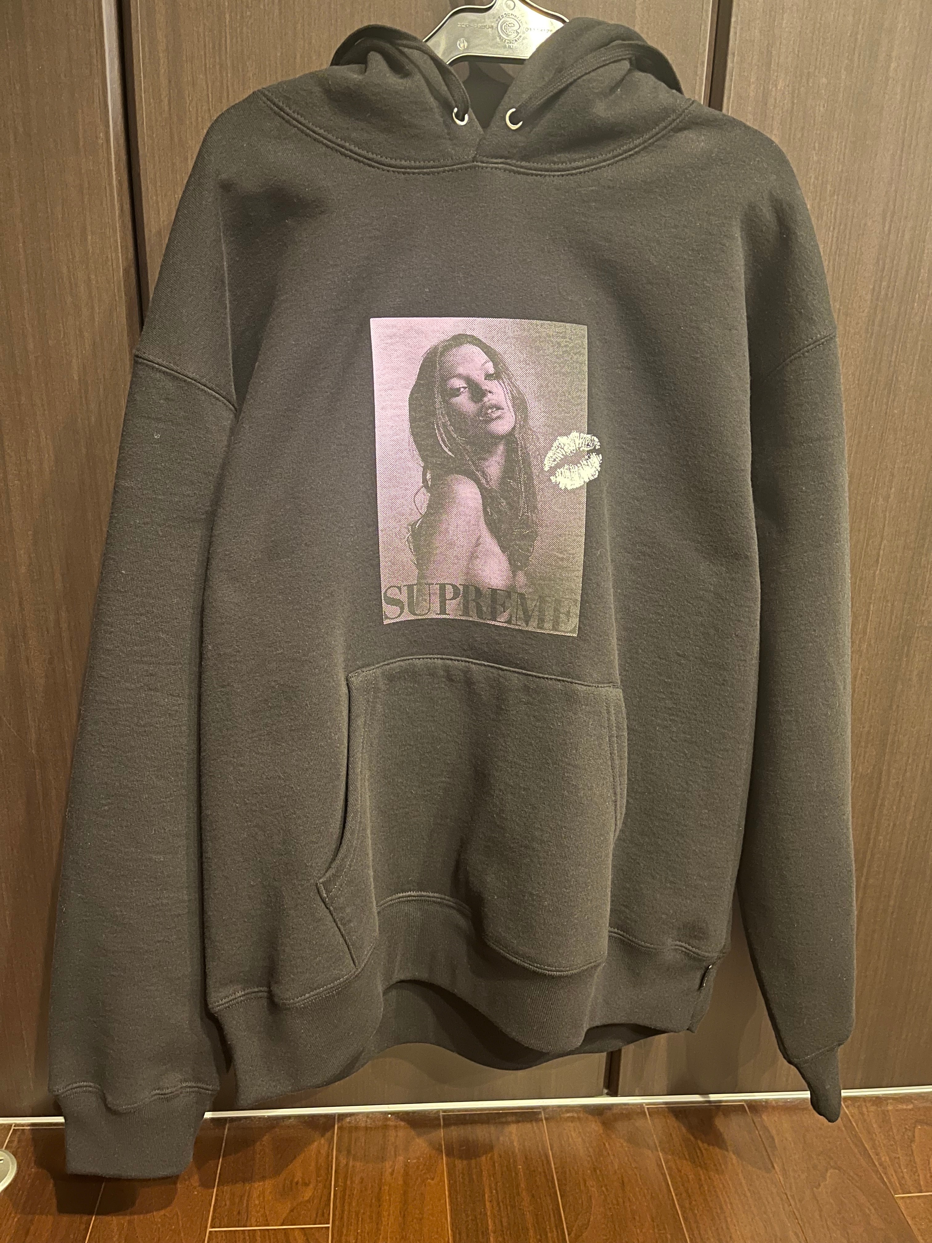 Supreme Kate Moss Hooded Sweatshirt "Black"