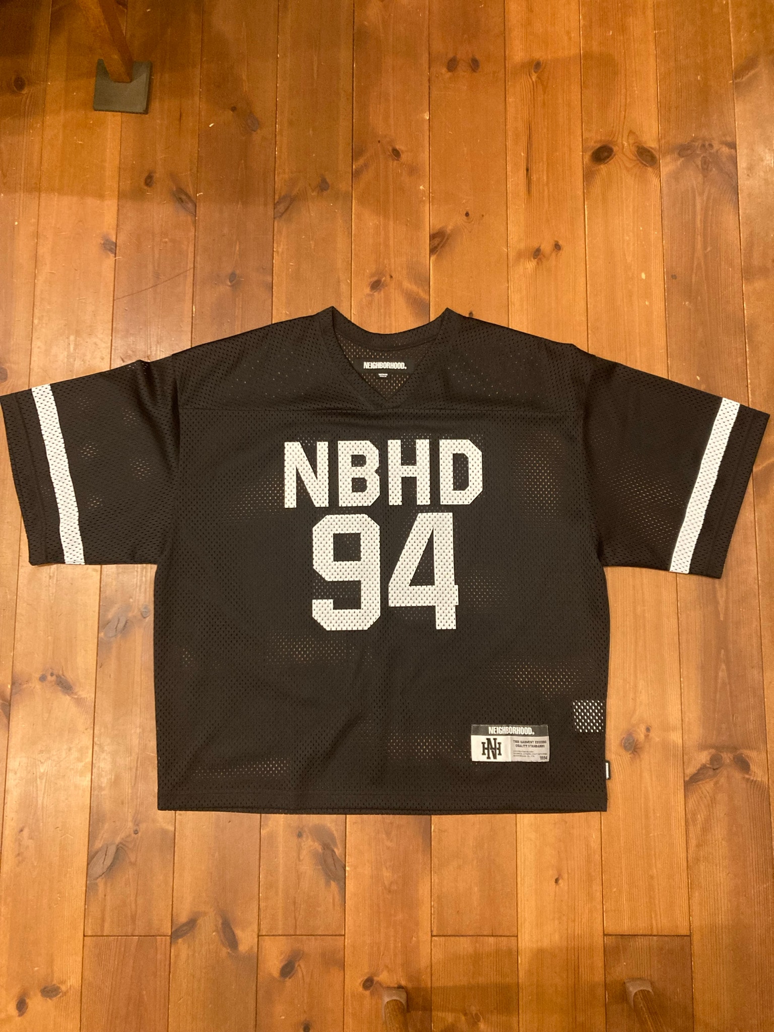 NEIGHBORHOOD Hockey V-Neck SS "Black"