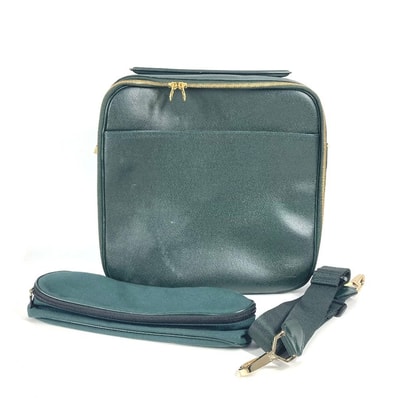 ルイヴィトン LOUIS VUITTON トゥラ M30764 タイガ カバン フラップ 斜め掛け ハンドバッグ 2WAYバッグ ショルダーバッグ タイガレザー エピセア カーキ