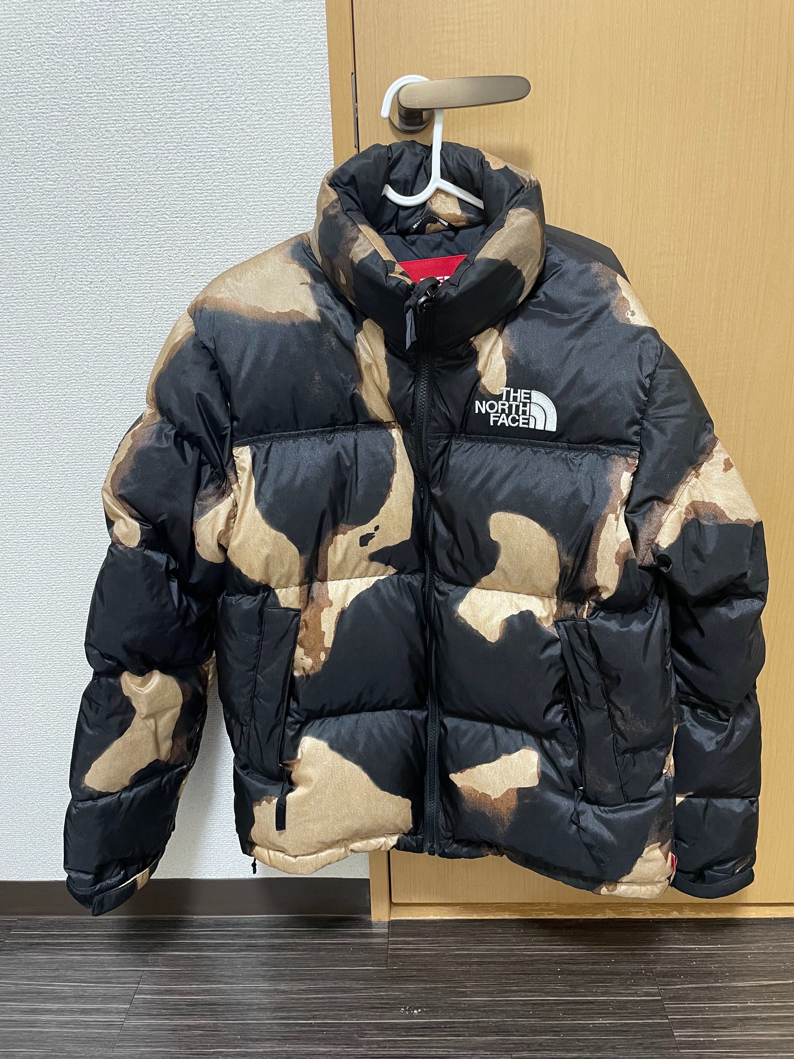 Supreme x The North Face Bleached Denim Print Nuptse Jacket "Black"