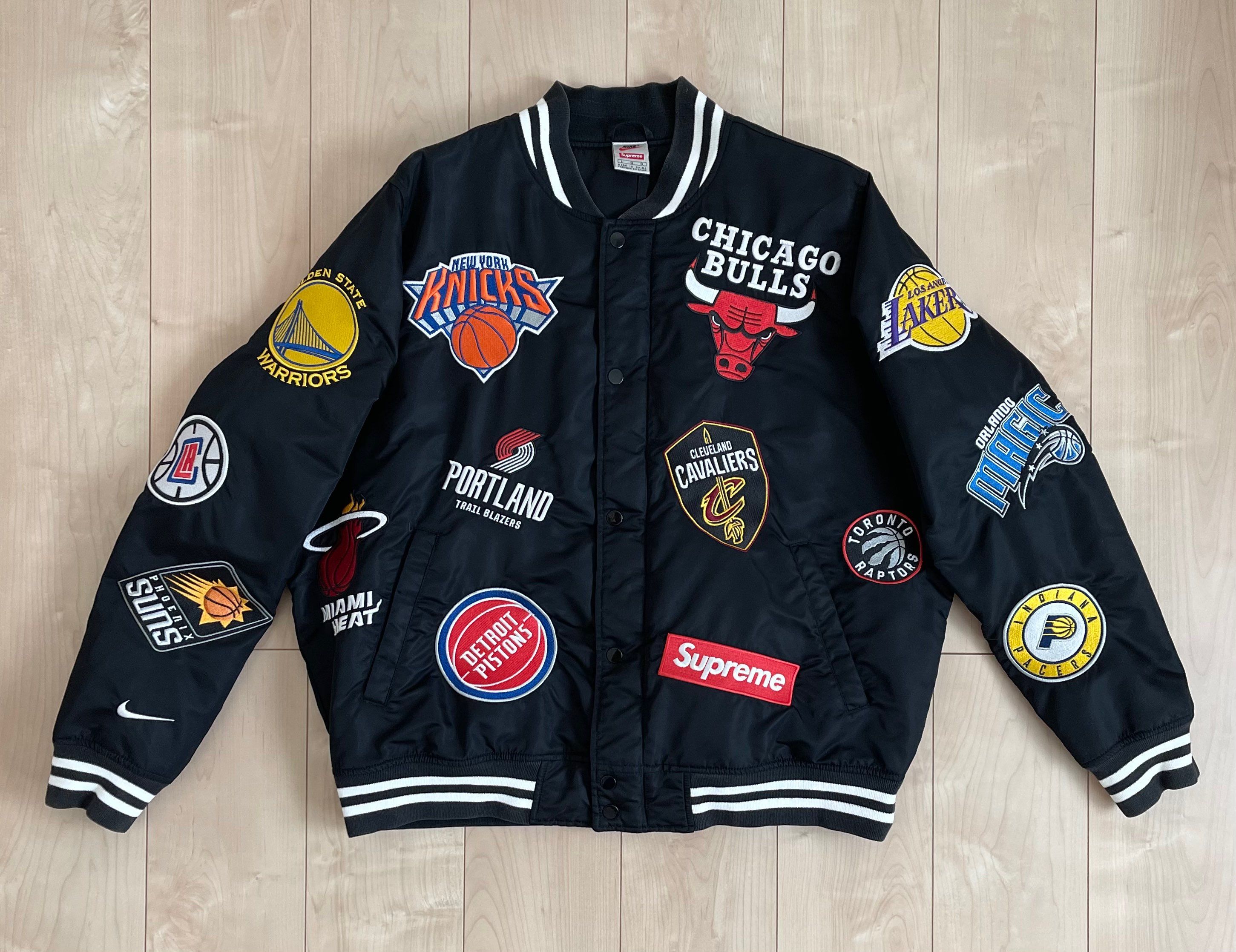 Supreme / Nike®/NBA Teams Warm-Up Jacket "Black"