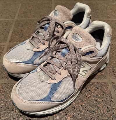 New Balance 2002R "Light Gray"