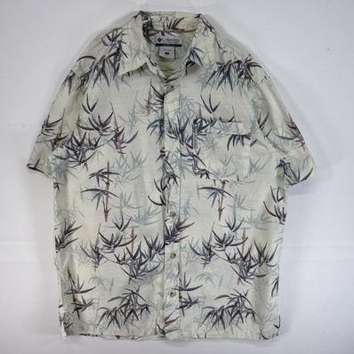 古着 コロンビア Columbia 半袖シャツ 胸ポケ ワンポイント ロゴ 植物 竹 バンブー M グリーン系 総柄 メンズ