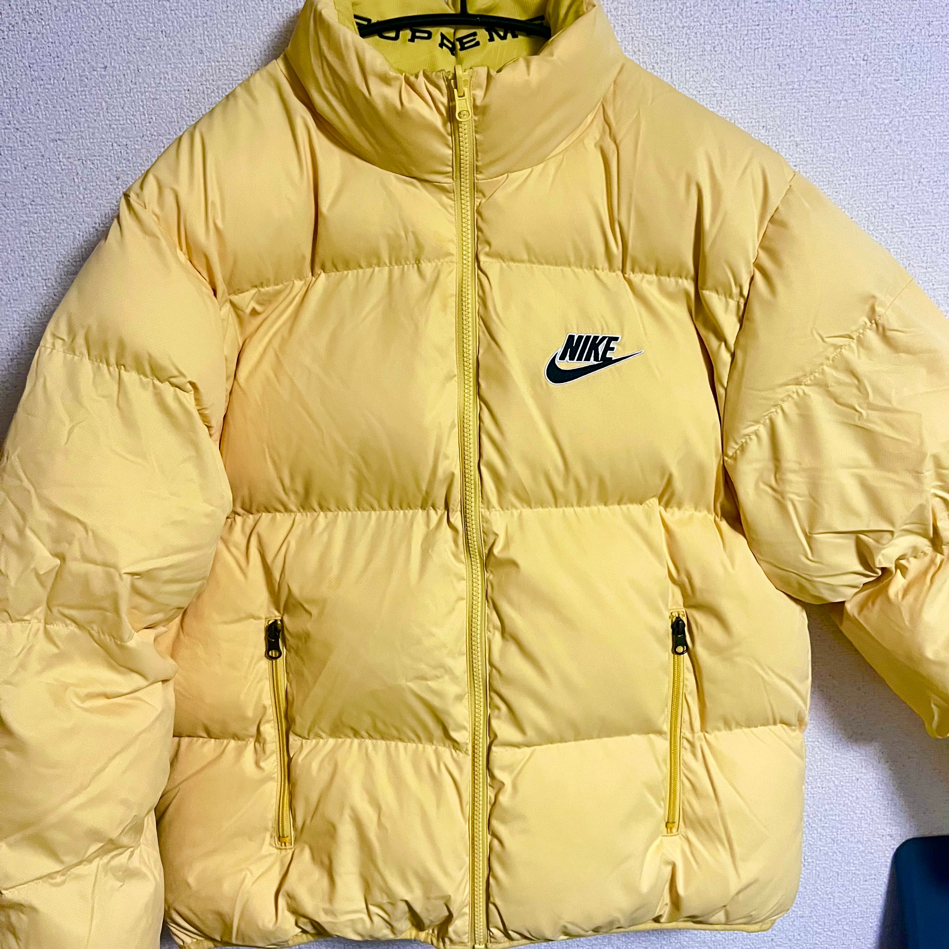 Supreme / Nike® Reversible Puffy Jacket "Yellow"