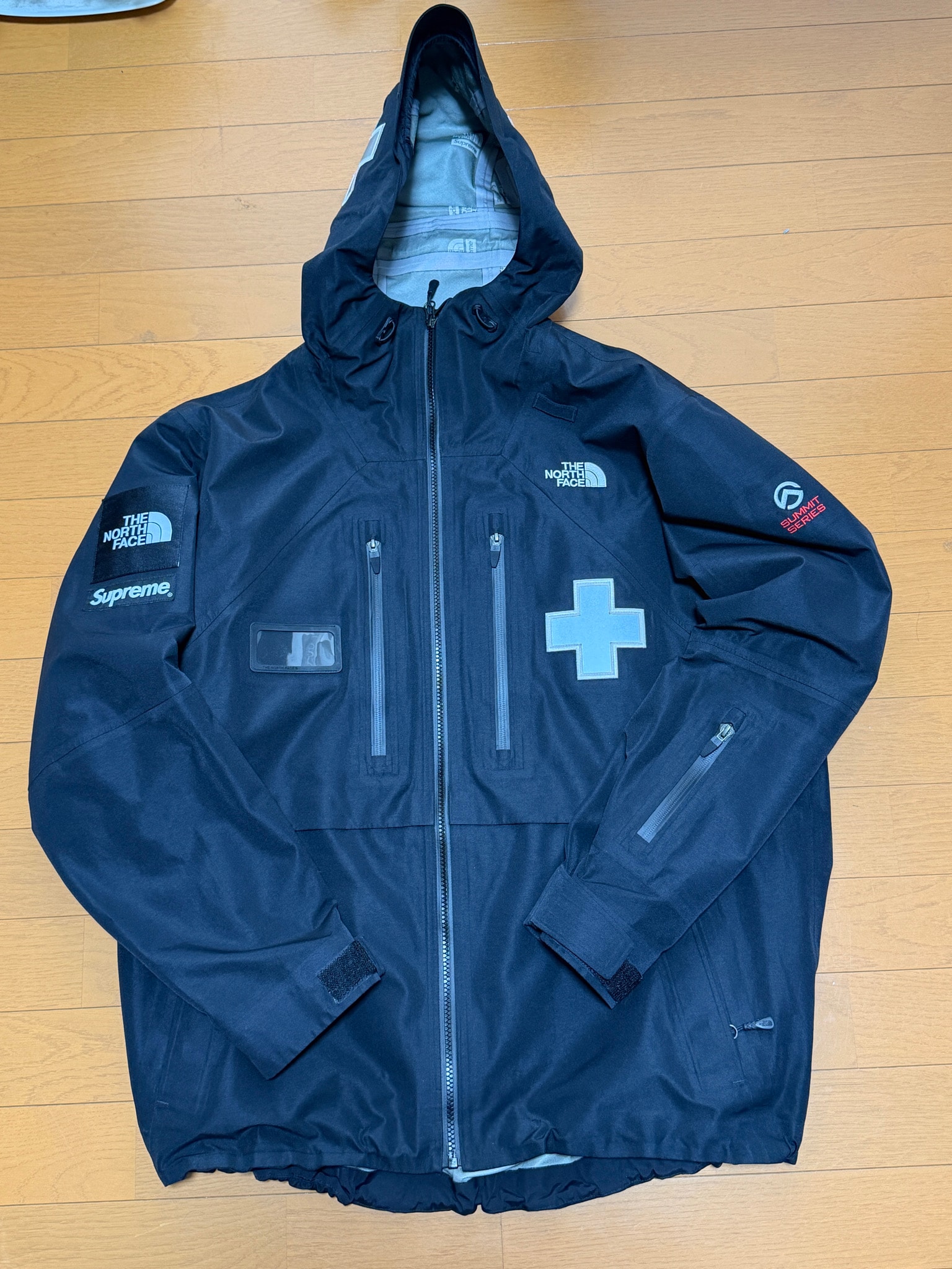 Supreme x The North Face Summit Series Rescue Mountain Pro Jacket "Black"
