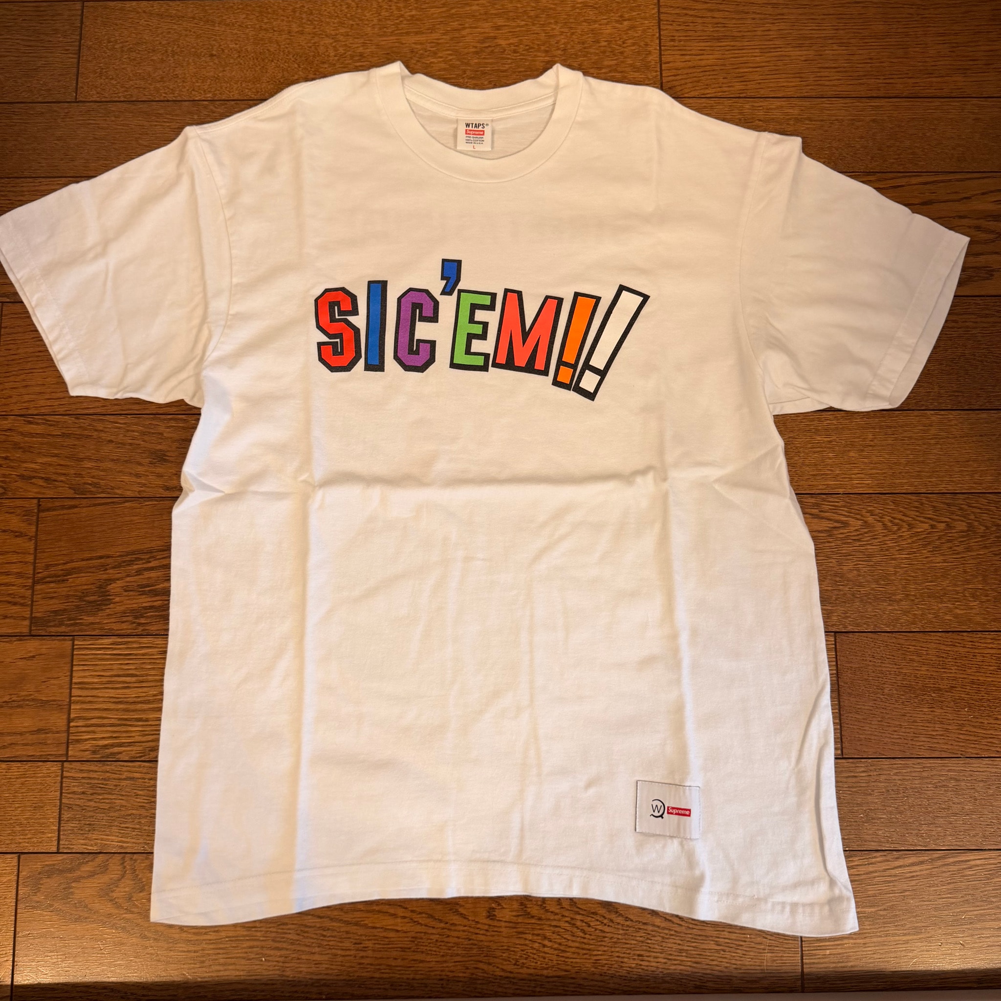 Supreme x WTAPS Sic'em! Tee "White"