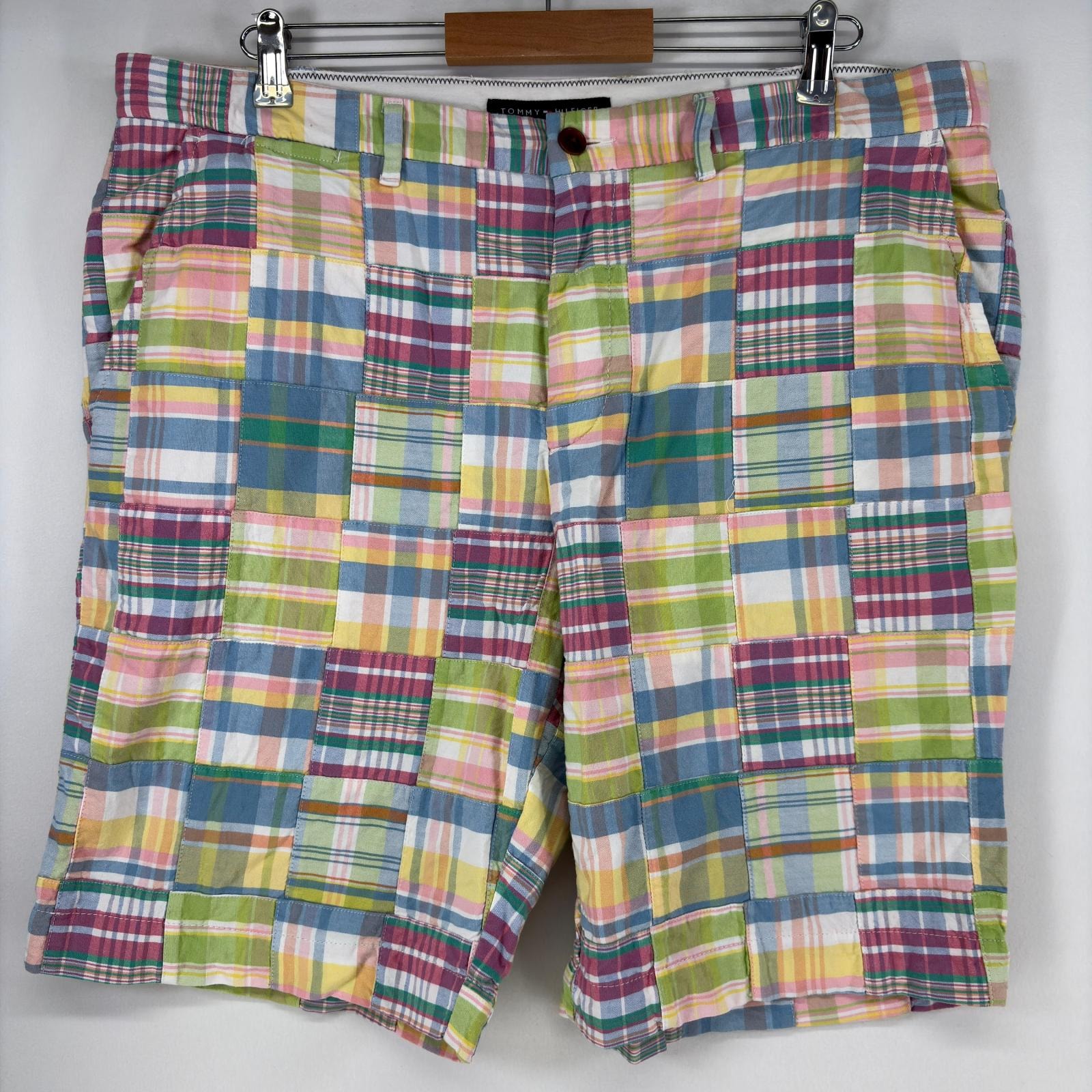 古着 トミーヒルフィガー TOMMY HILFIGER ショートパンツ ワンポイントロゴ パッチワーク ハーフパンツ w38  ピンク系 チェック メンズ