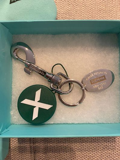 Supreme / Tiffany & Co. Return to Tiffany Oval Tag Keyring "Silver"