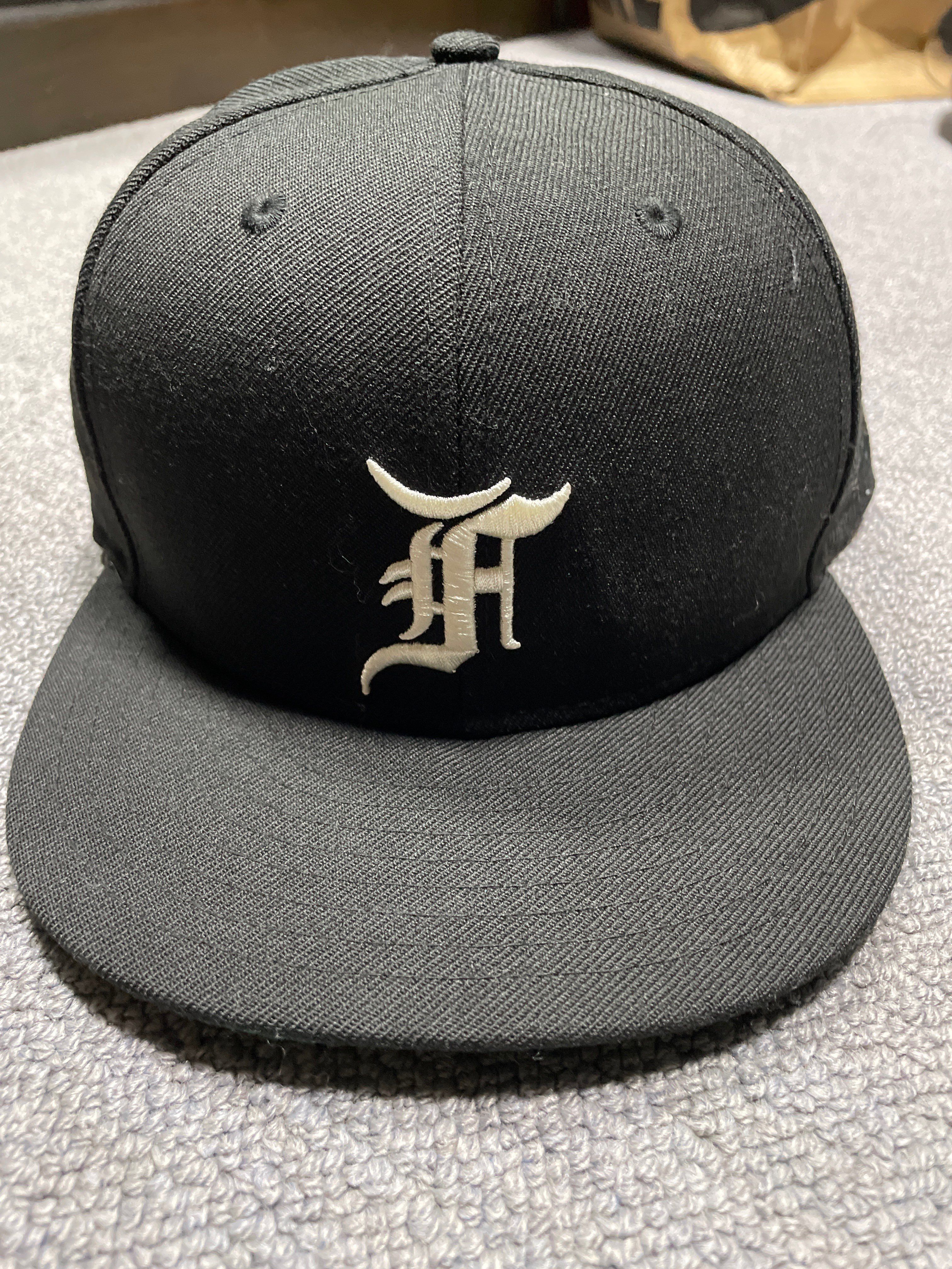 FEAR OF GOD ESSENTIALS New Era Fitted Cap (FW20) "Black"