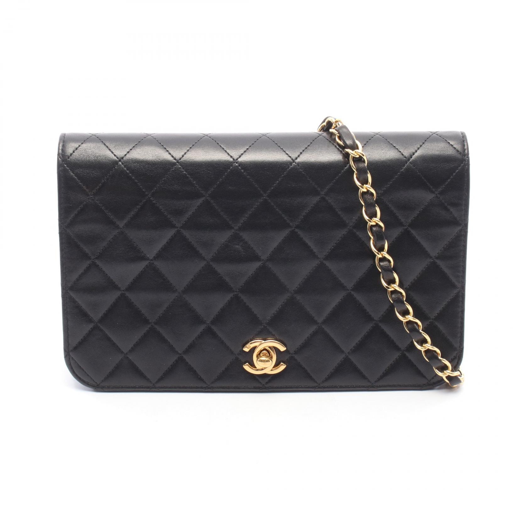 シャネル CHANEL マトラッセ フルフラップ ショルダーバッグ バッグ ラムスキン(羊革) レディース ブラック系 【中古】