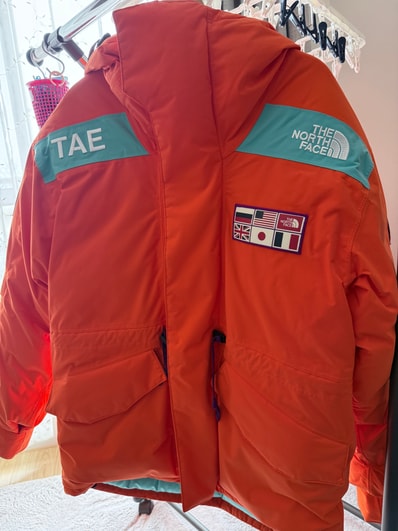The North Face Trans Antarctica Parka "Red Orange"